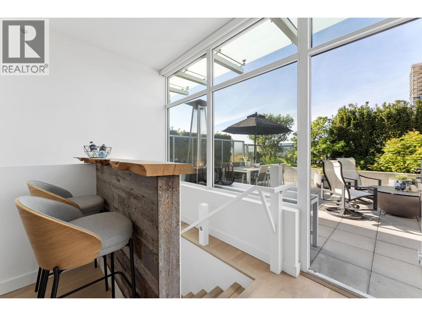 Ph2 200 Nelson's Crescent, New Westminster, British Columbia V3L 0H9 - Photo 32 - R3125307