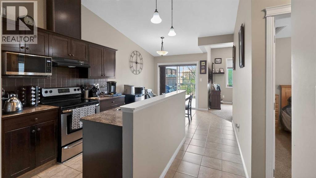 751 Silkstone Close W, Lethbridge, Alberta  T1J 4B9 - Photo 6 - A2313230