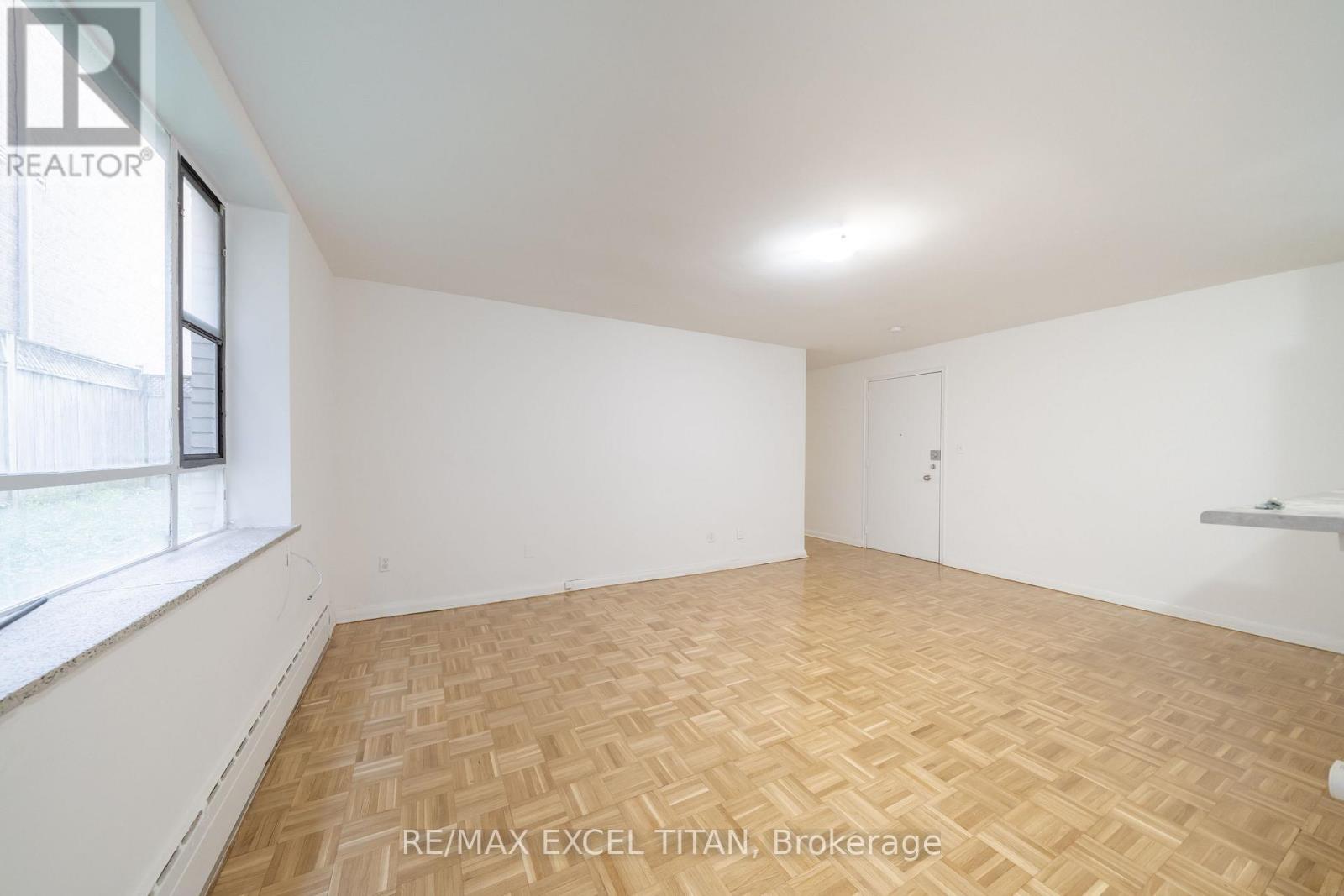 M9 - 77 Erskine Avenue, Toronto, Ontario  M4P 1Y5 - Photo 5 - C13157380