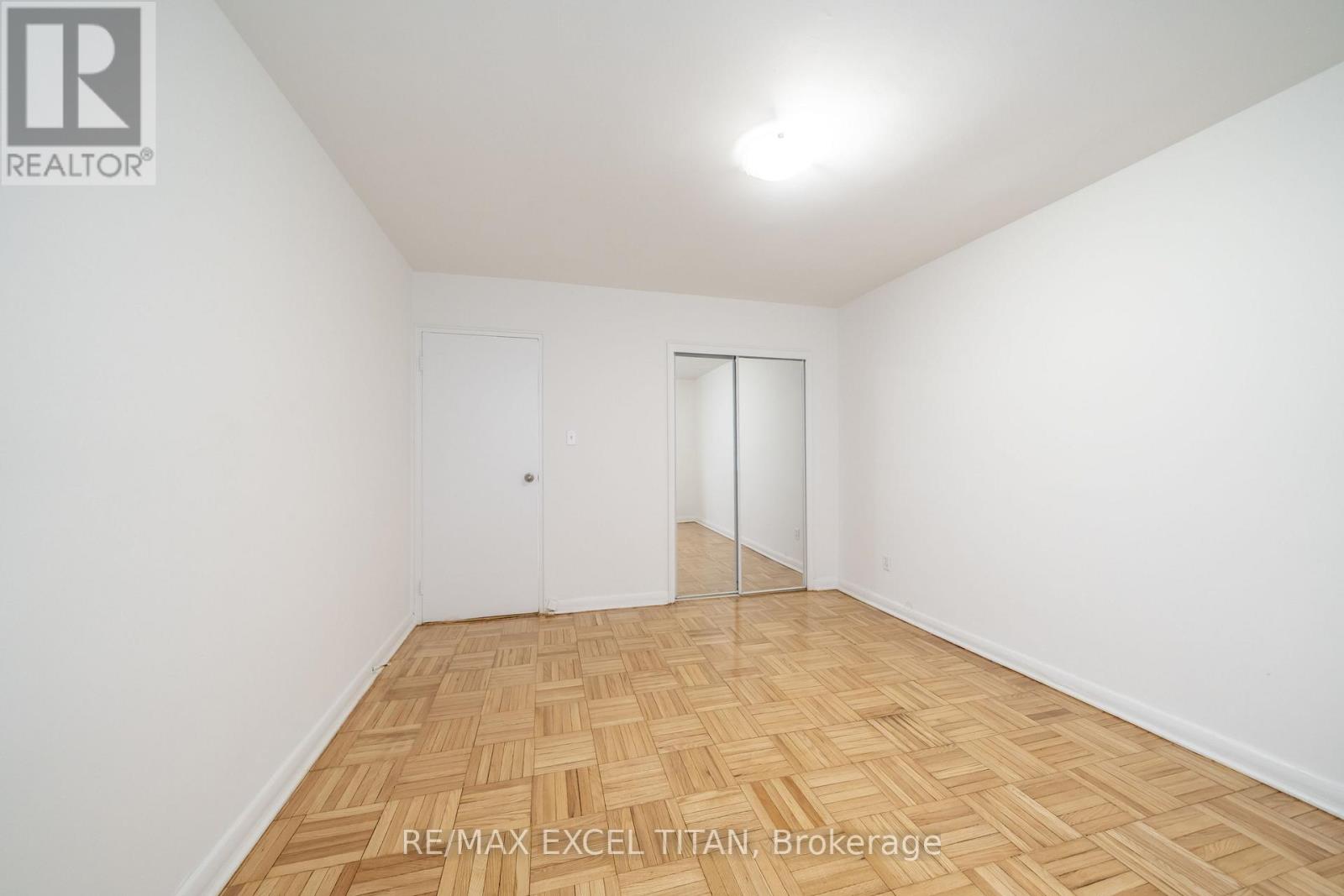 M9 - 77 Erskine Avenue, Toronto, Ontario  M4P 1Y5 - Photo 8 - C13157380