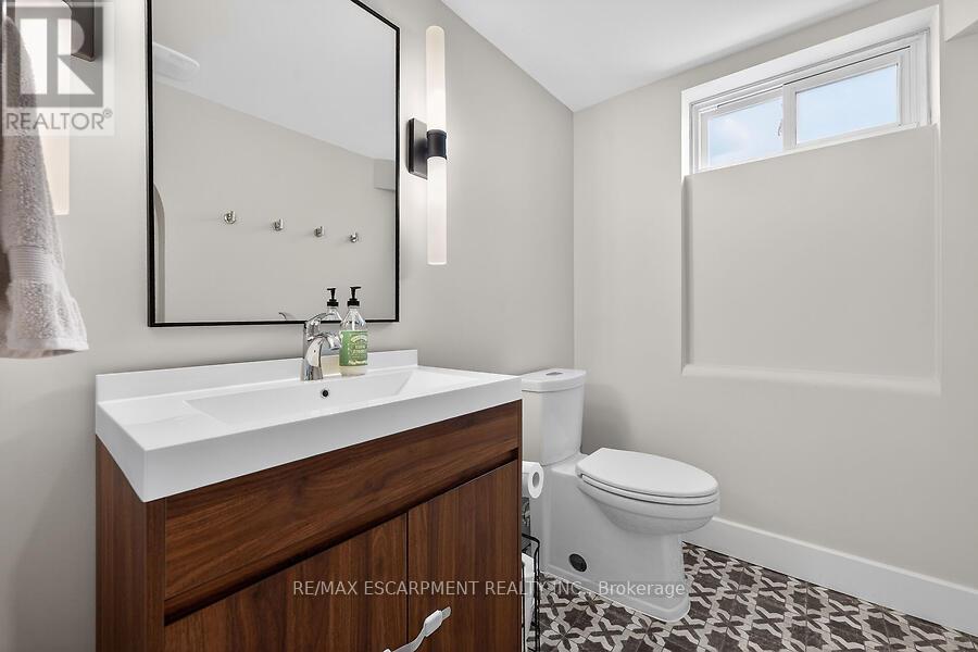 3088 Palmer Drive, Burlington, Ontario  L7M 1S9 - Photo 36 - W13157474