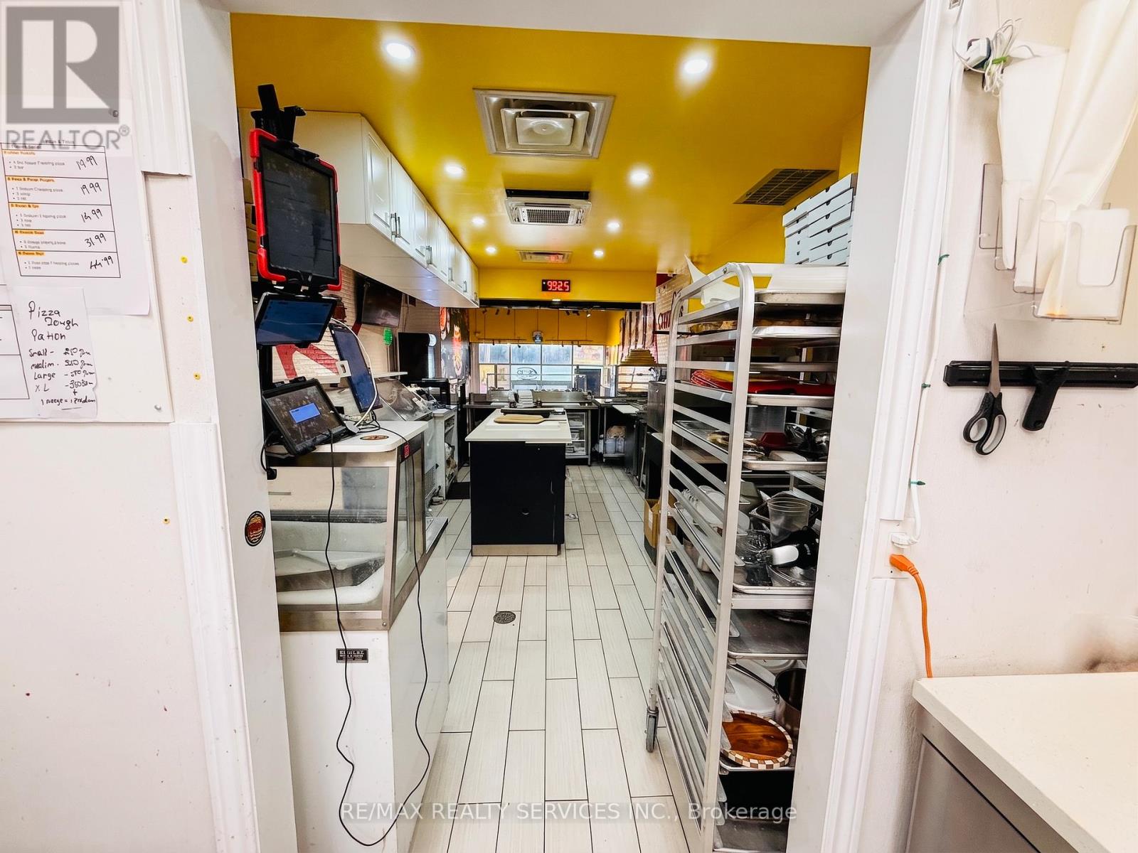 2 - 6 George Street S, Brampton, Ontario  L6Y 1P1 - Photo 10 - W13157556
