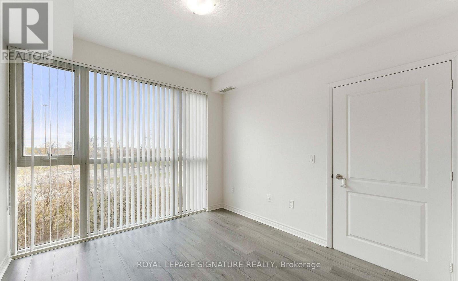 Ph216 - 349 Rathburn Road W, Mississauga, Ontario  L5B 0G9 - Photo 14 - W13157646