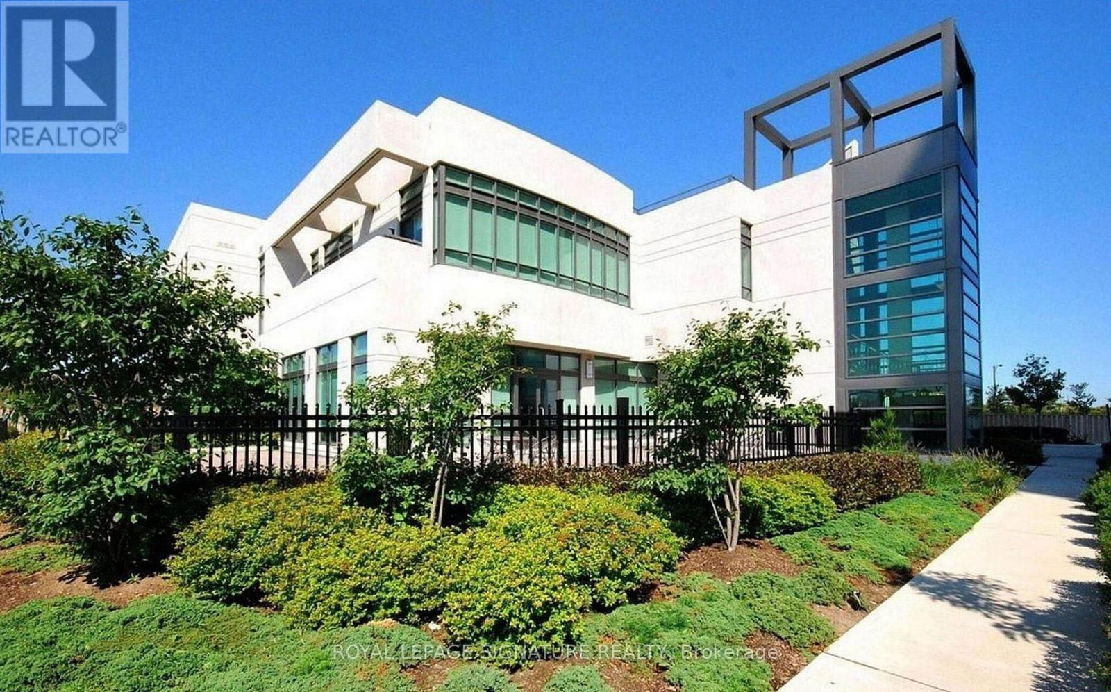 Ph216 - 349 Rathburn Road W, Mississauga, Ontario  L5B 0G9 - Photo 22 - W13157646