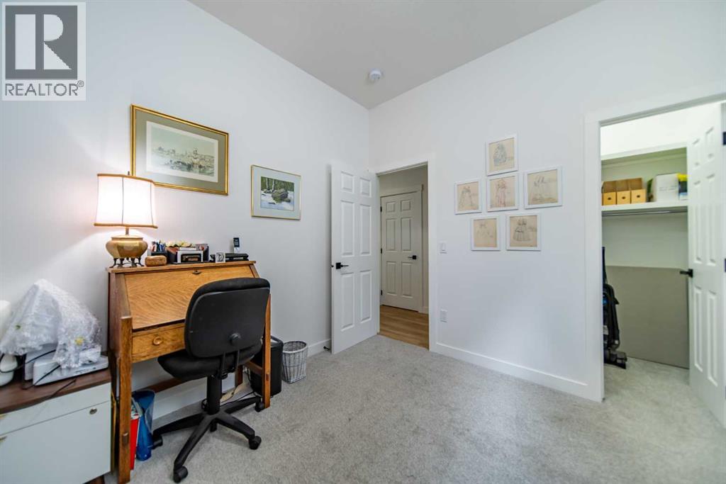 9 Scripps Landing NW, Calgary, Alberta  T3L 1V9 - Photo 32 - A2308306