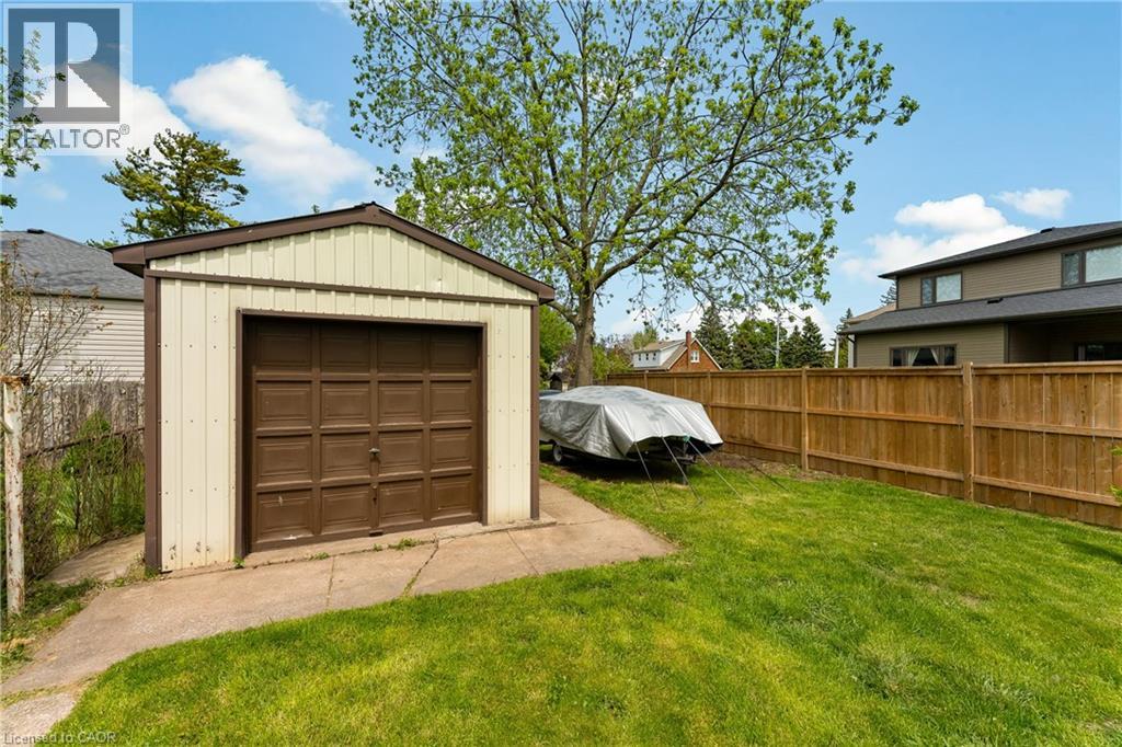17 Moote Street, St. Catharines, Ontario  L2N 1B3 - Photo 39 - 40832373