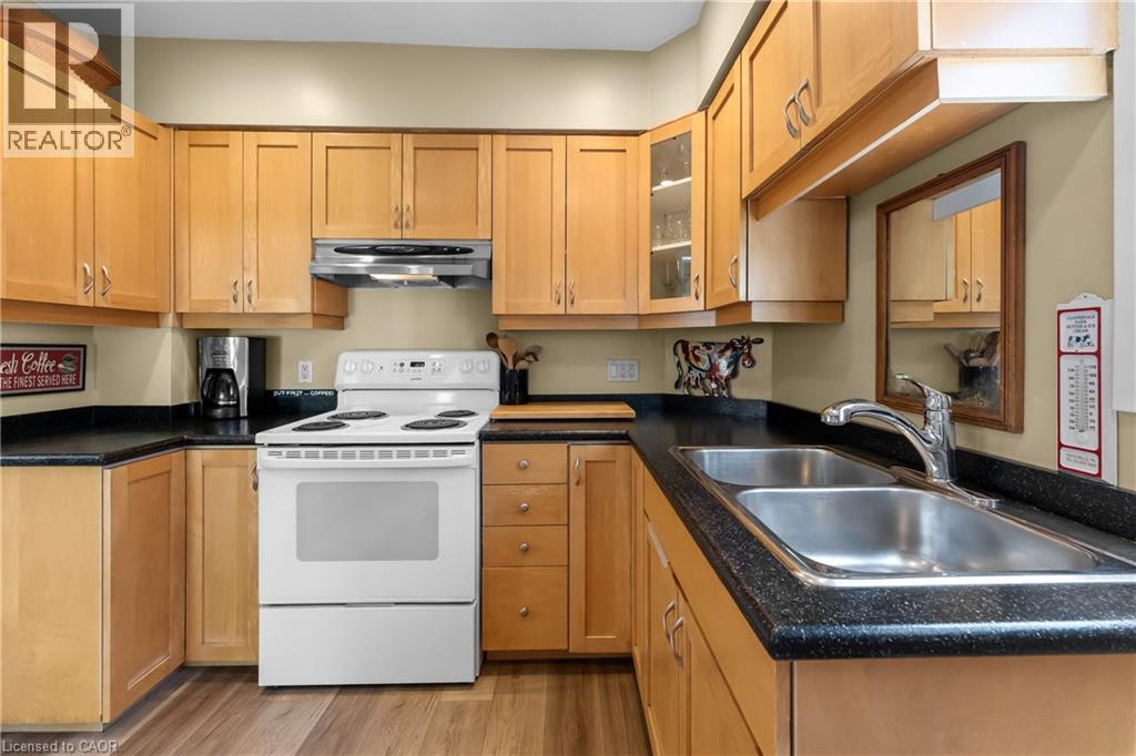 17 Moote Street, St. Catharines, Ontario  L2N 1B3 - Photo 14 - 40832373