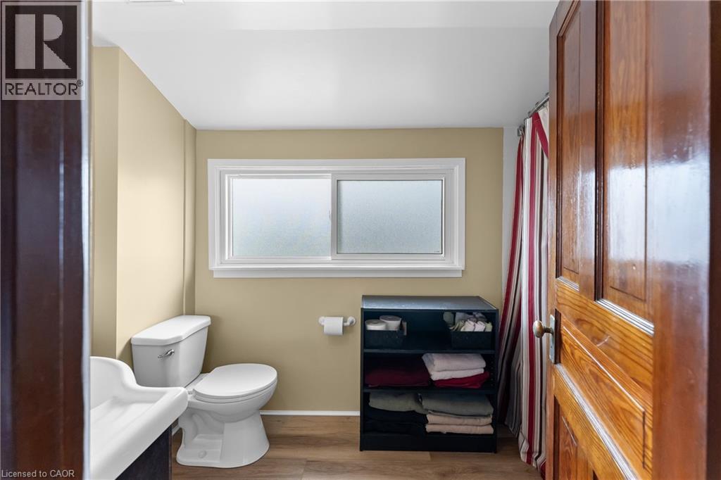 17 Moote Street, St. Catharines, Ontario  L2N 1B3 - Photo 21 - 40832373