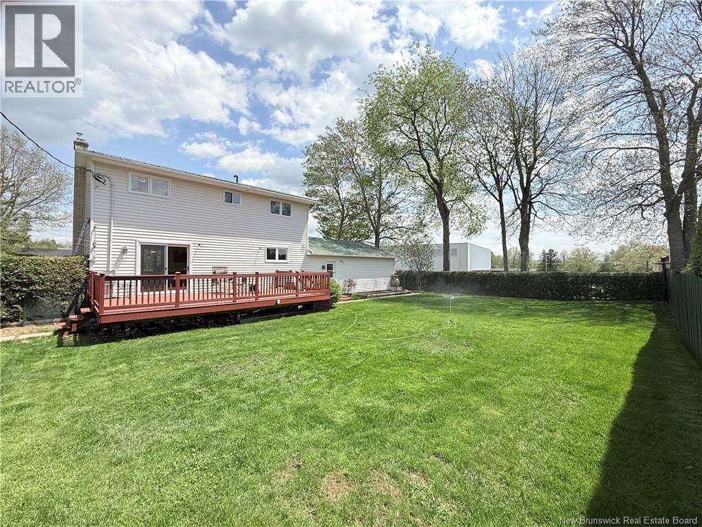 111 Elizabeth Street, Woodstock, New Brunswick  E7M 1P8 - Photo 3 - NB140002
