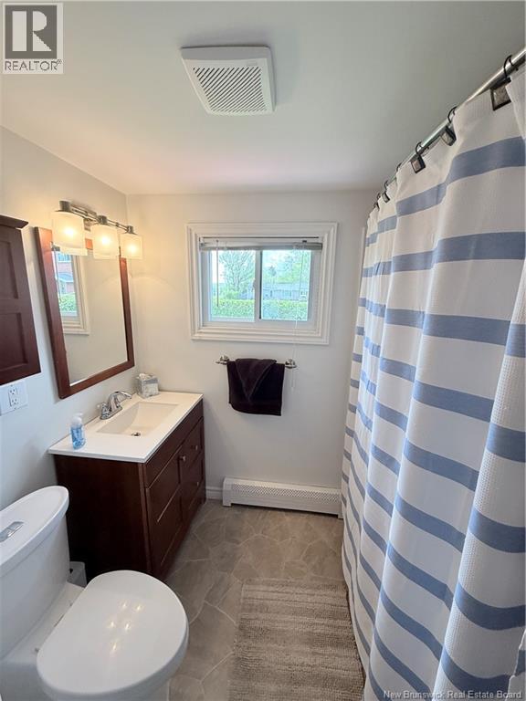 111 Elizabeth Street, Woodstock, New Brunswick  E7M 1P8 - Photo 34 - NB140002