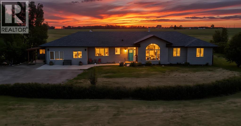 250020 Range Road 275, Rural Rocky View County, Alberta  T1P 1L7 - Photo 2 - A2313156