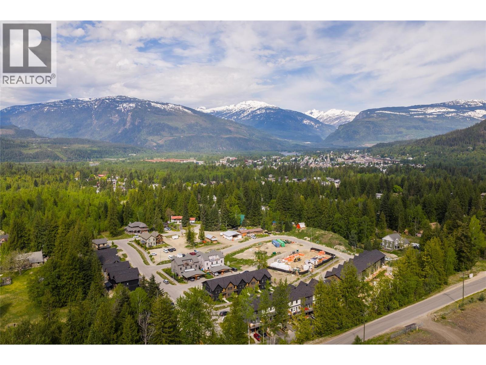 1039 Keystone Crescent, Revelstoke, British Columbia  V0E 2S3 - Photo 37 - 10388324