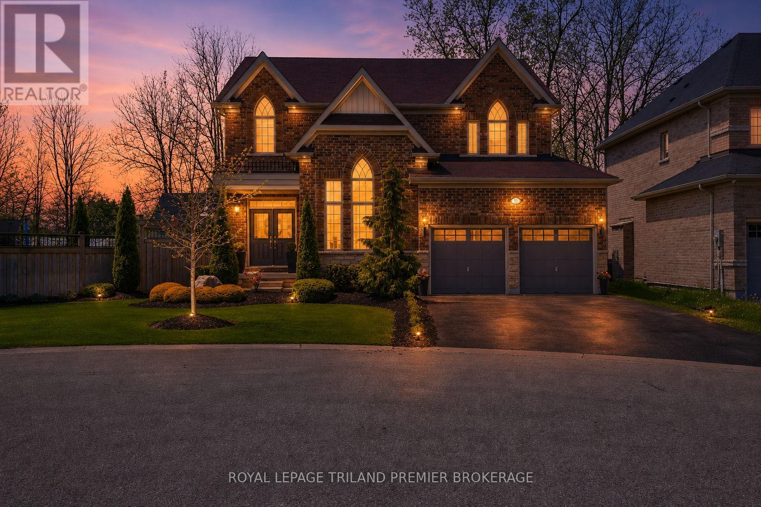 201 Dorchester Court, Woodstock, Ontario  N4S 7W2 - Photo 4 - X13157774