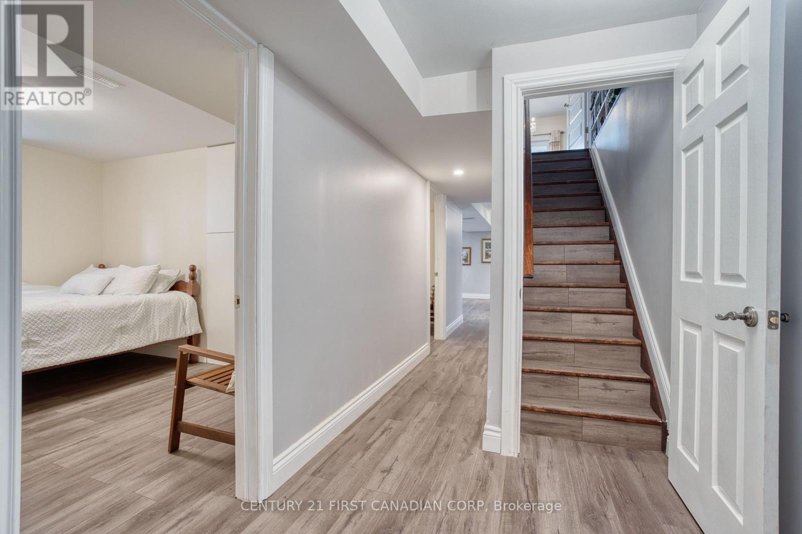 754 Jackpine Way, London North, Ontario  N5X 0L9 - Photo 38 - X13157824