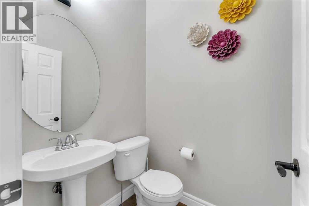 202 Coral Reef Manor NE, Calgary, Alberta  T3J 3Y7 - Photo 20 - A2289045