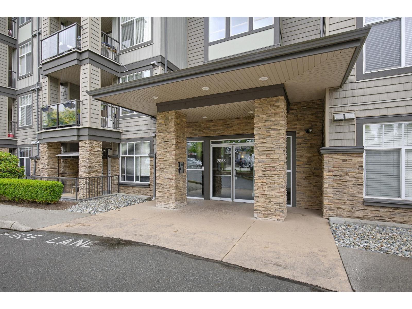 403 2068 Sandalwood Crescent, Abbotsford, British Columbia  V2S 3H6 - Photo 5 - R3126278