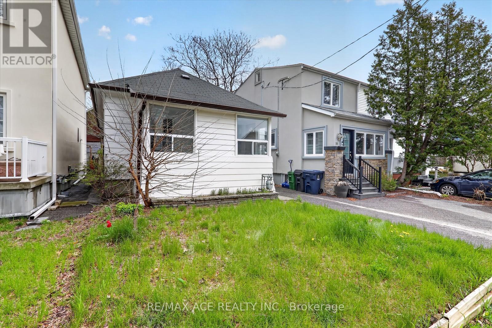 183 Glebemount Avenue, Toronto, Ontario M4C 3S9 - Photo 4 - E13151552