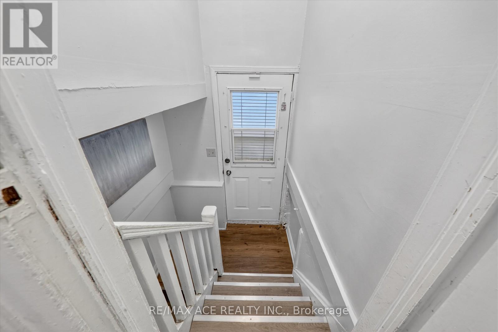183 Glebemount Avenue, Toronto, Ontario M4C 3S9 - Photo 18 - E13151552