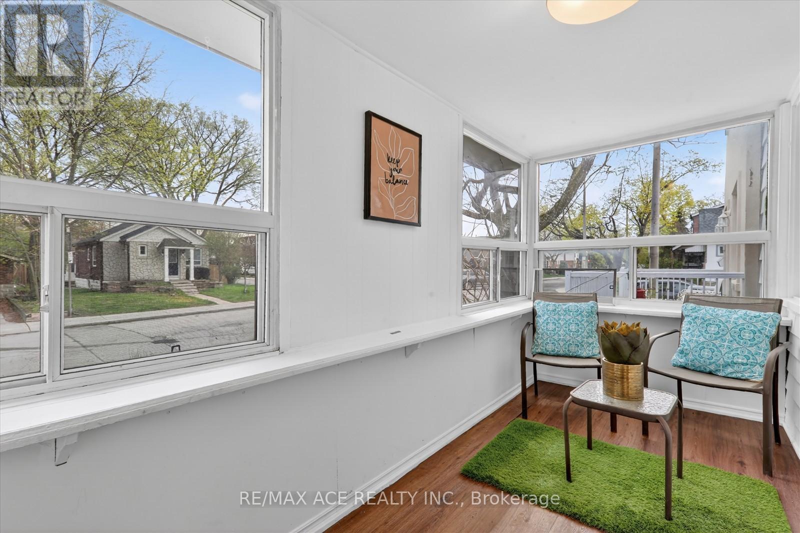 183 Glebemount Avenue, Toronto, Ontario M4C 3S9 - Photo 6 - E13151552