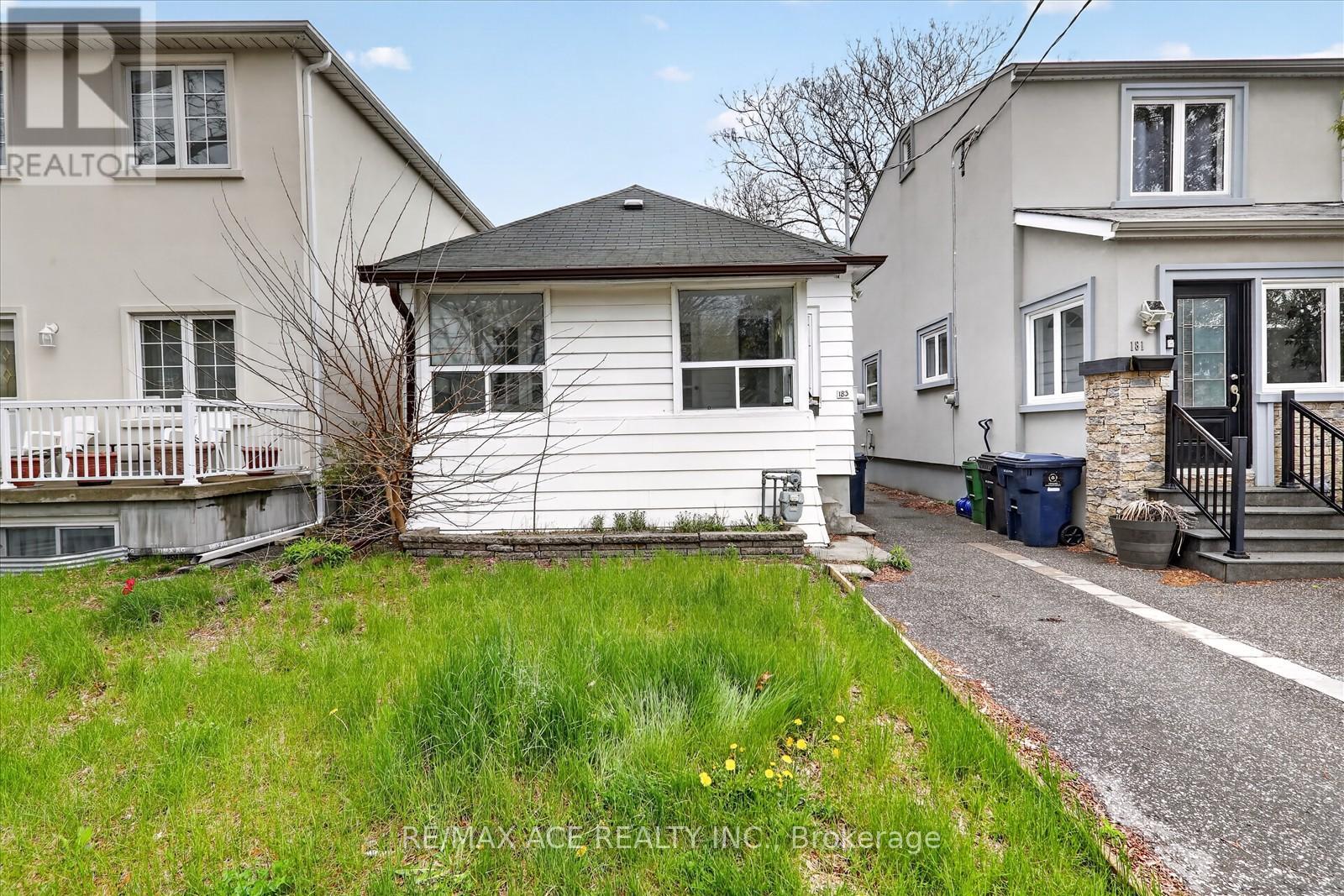 183 Glebemount Avenue, Toronto, Ontario M4C 3S9 - Photo 3 - E13151552