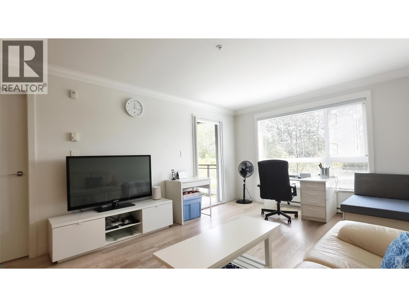 209 7058 14th Avenue, Burnaby, British Columbia  V3N 0E6 - Photo 3 - R3125971