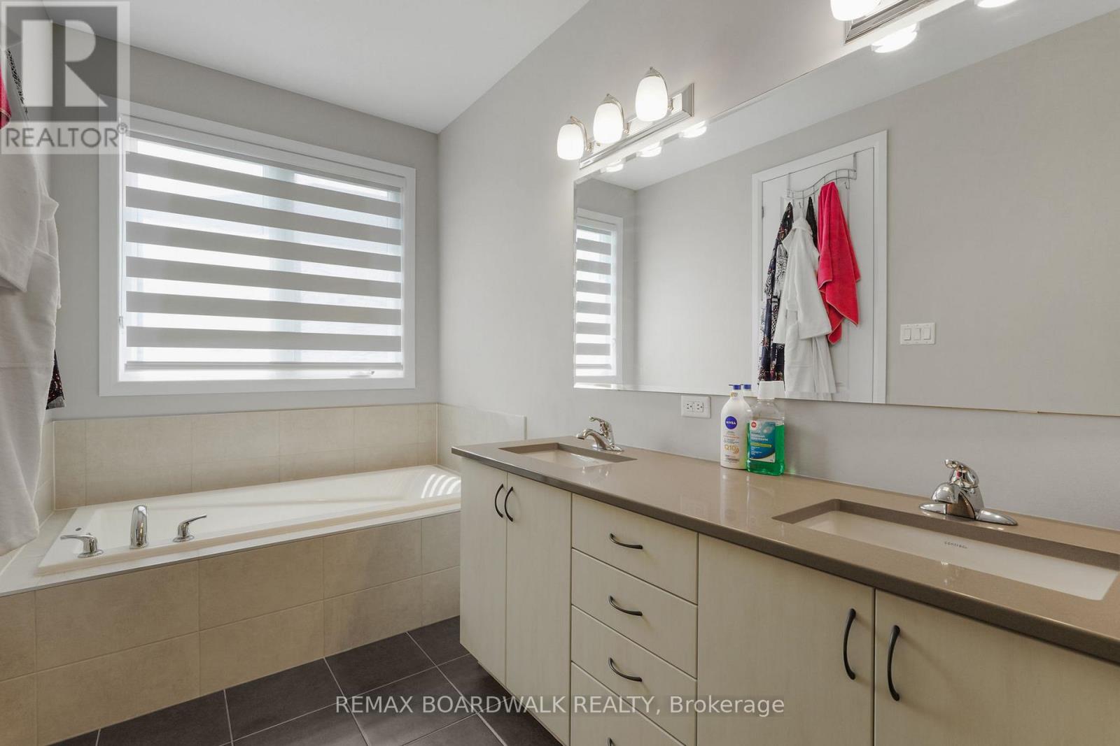 207 Aquarium Avenue, Ottawa, Ontario  K4A 1K7 - Photo 19 - X13157764
