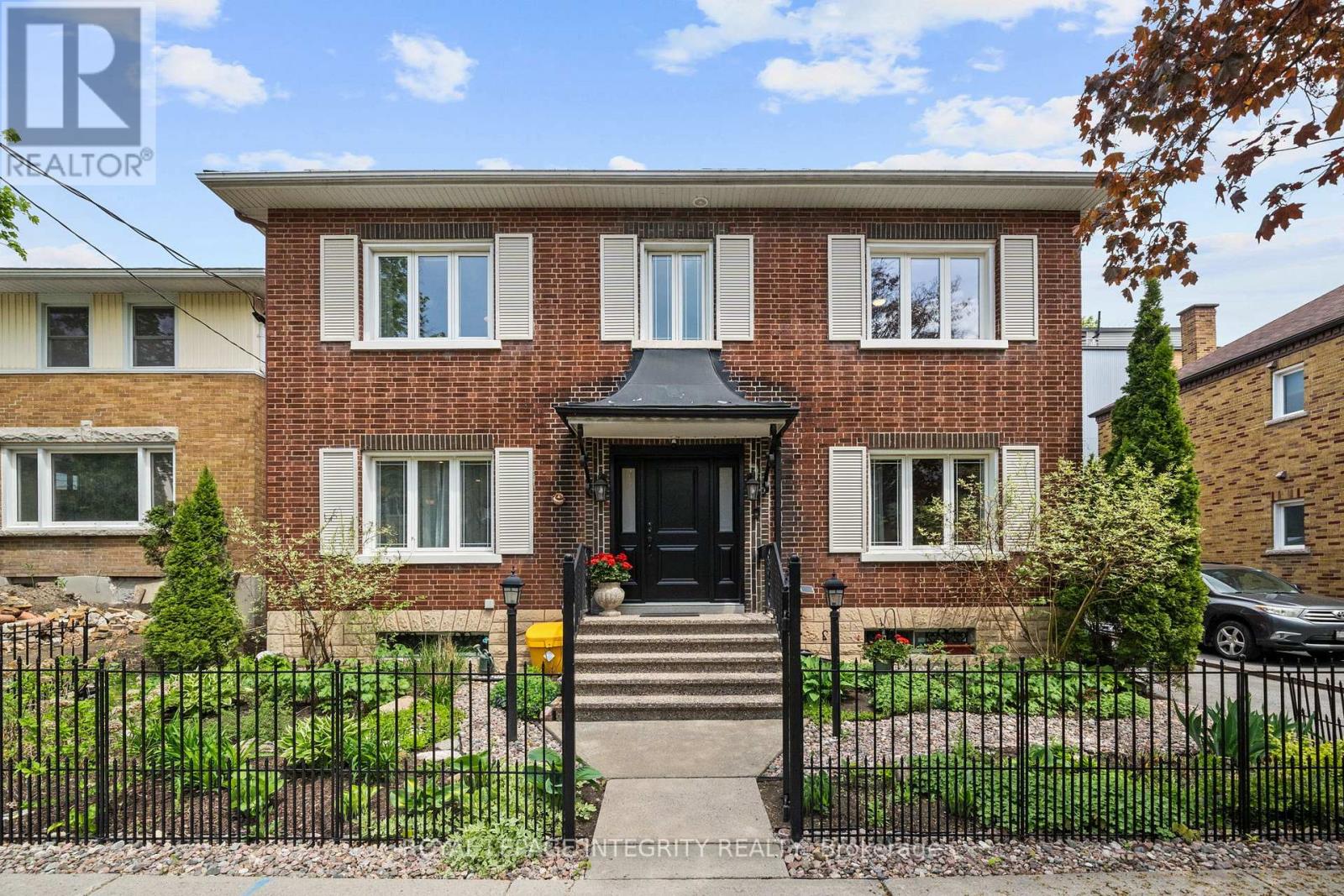 45 GOULBURN AVENUE, Ottawa, Ontario