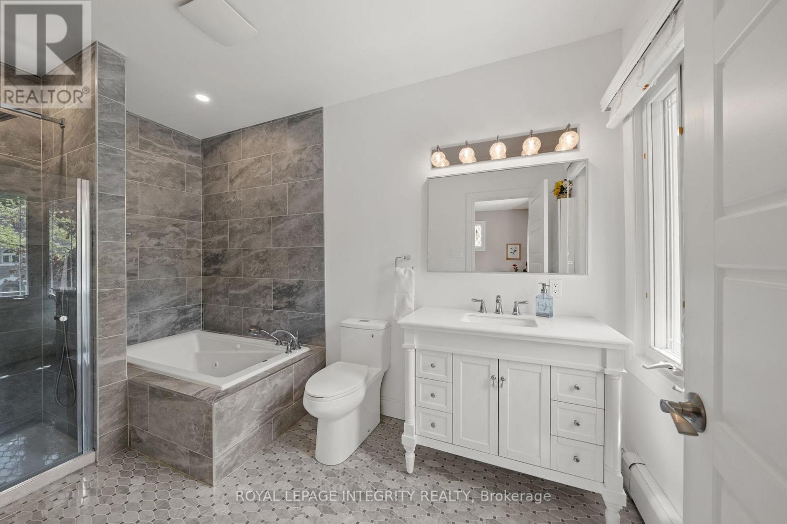 45 Goulburn Avenue, Ottawa, Ontario  K1N 8C7 - Photo 20 - X13157868