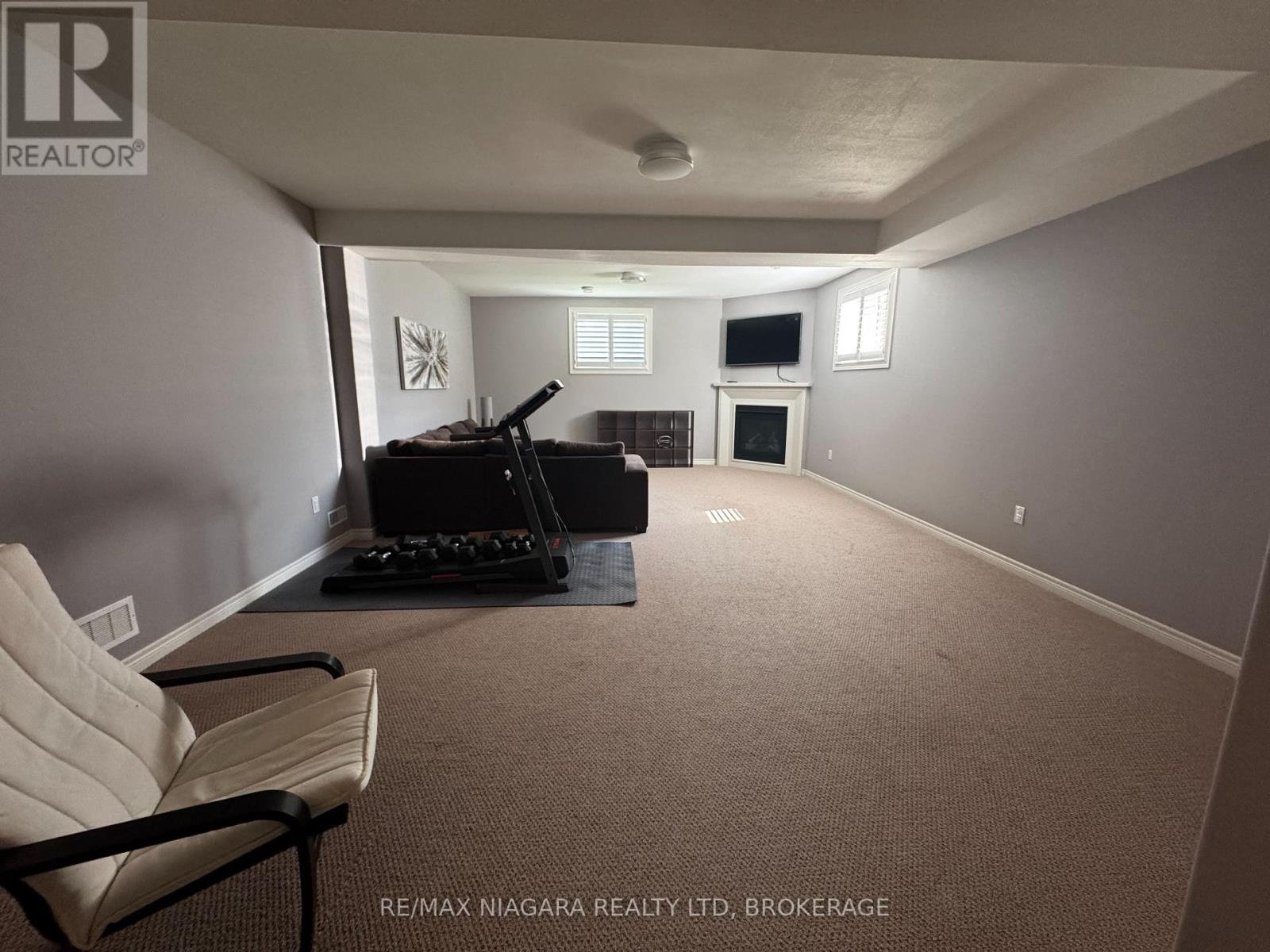 6352 Sam Lorfida Drive, Niagara Falls, Ontario  L2G 5Z3 - Photo 14 - X13157724
