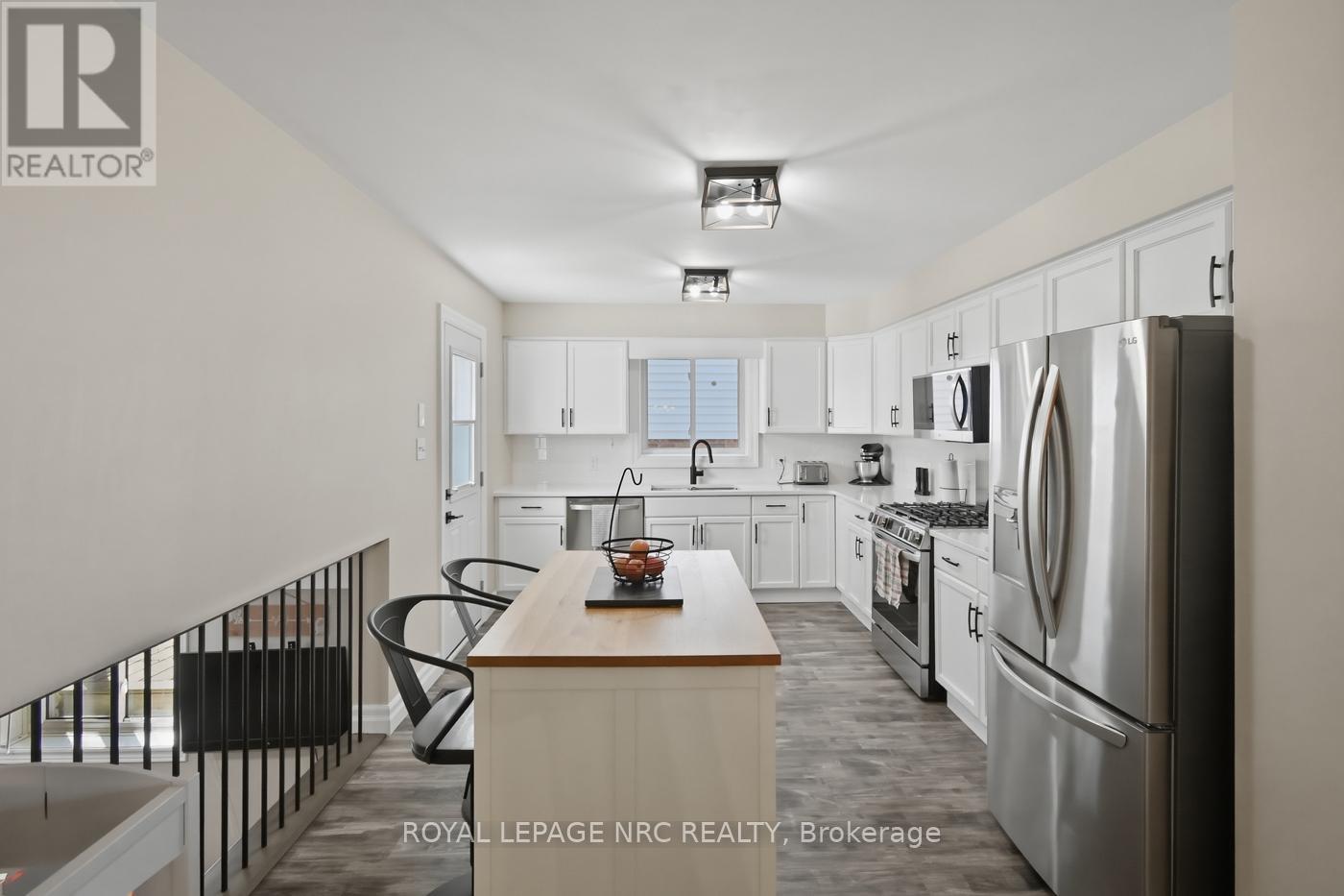 5622 Magnolia Drive, Niagara Falls, Ontario  L2H 3J4 - Photo 14 - X13157732