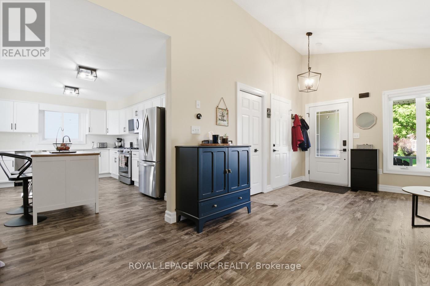 5622 Magnolia Drive, Niagara Falls, Ontario  L2H 3J4 - Photo 6 - X13157732