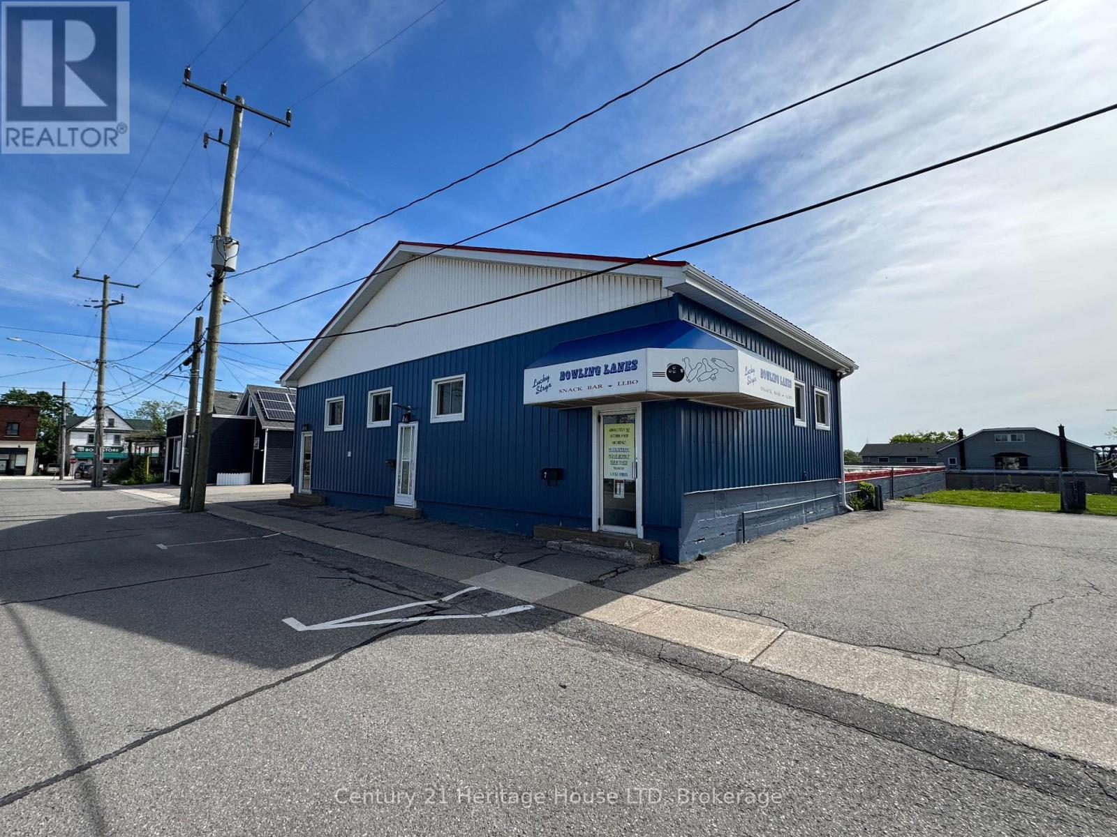 1 - 7 Klauck Street, Fort Erie, Ontario  L2A 3P2 - Photo 2 - X13157912