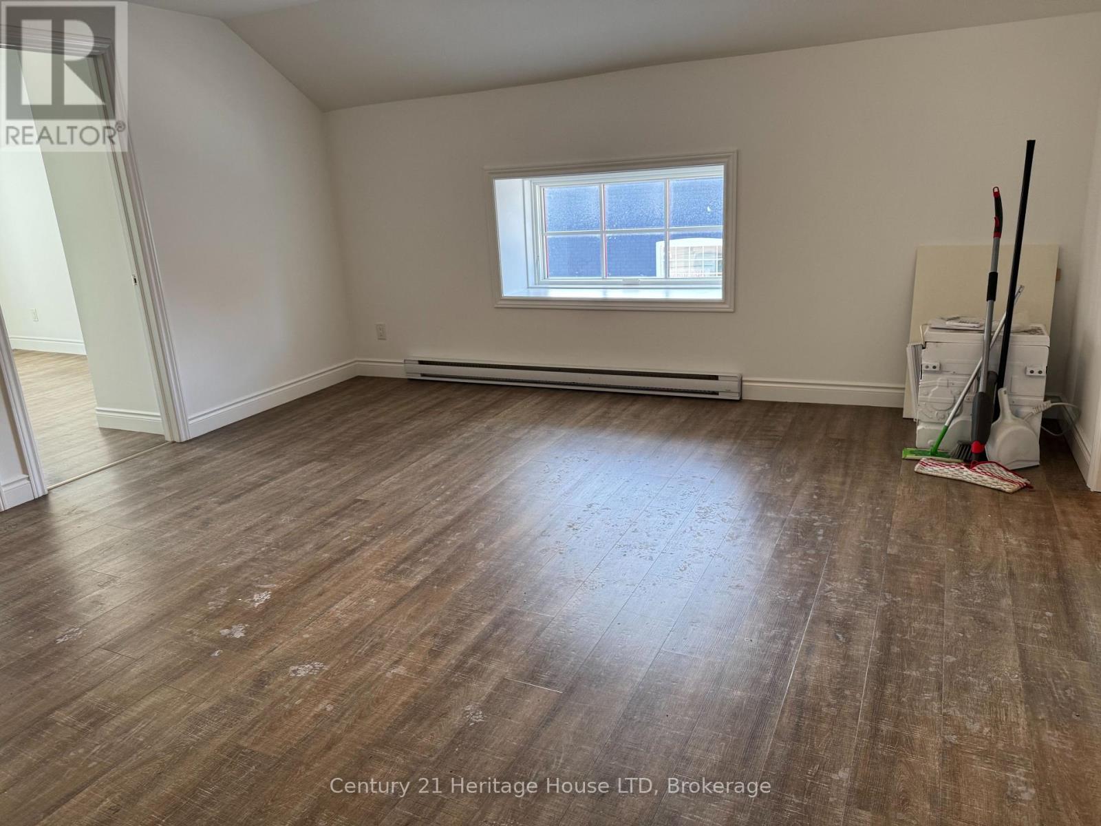 2 - 333 Ridge Road N, Fort Erie, Ontario  L0S 1N0 - Photo 4 - X13157926