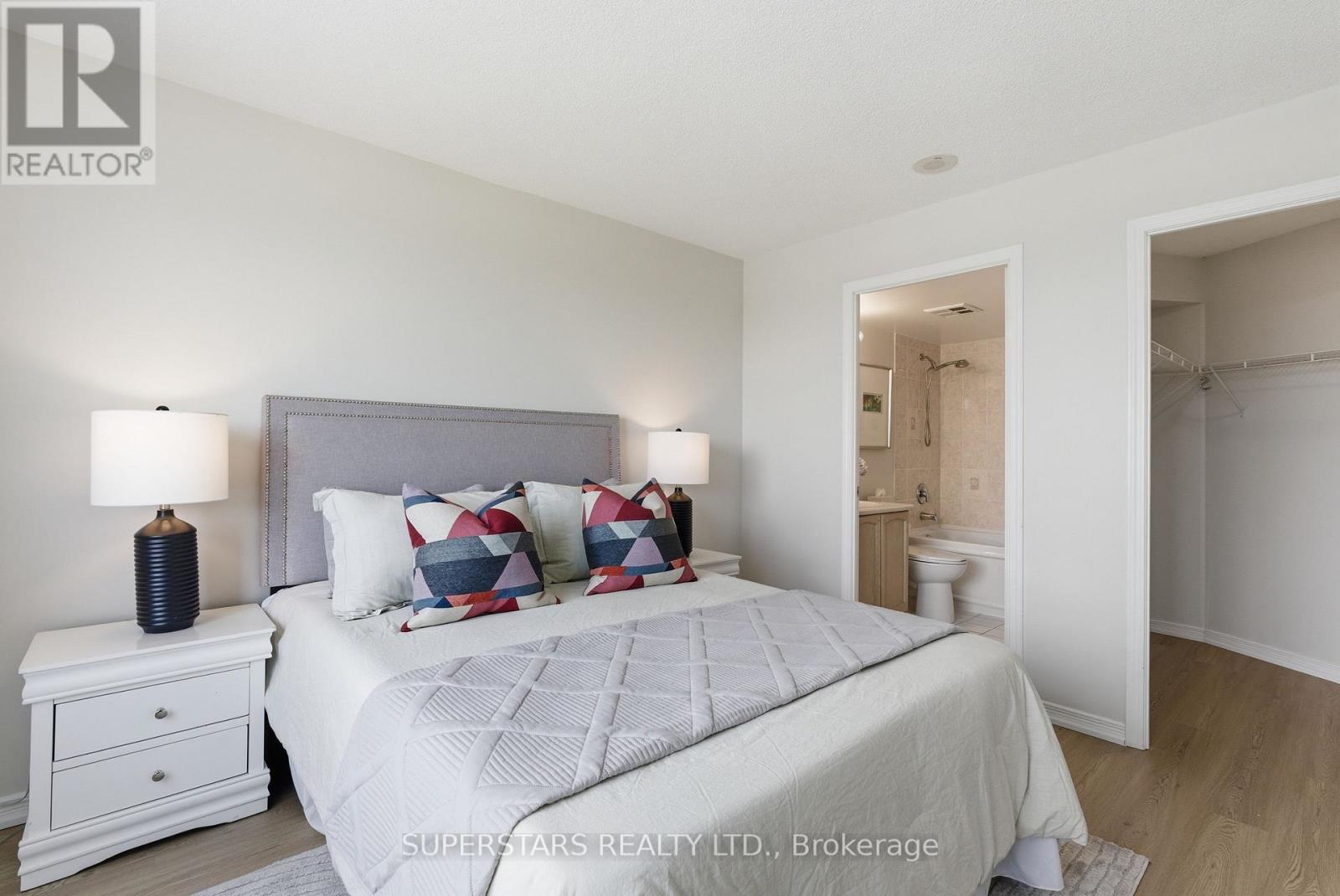 1204 - 23 Oneida Crescent, Richmond Hill, Ontario  L4B 0A2 - Photo 15 - N13157326