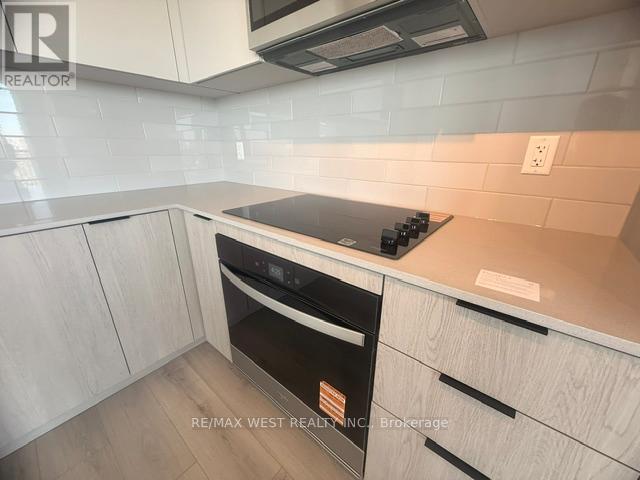 1907 - 1185 Dupont Street, Toronto, Ontario  M6H 0G5 - Photo 14 - W13064180