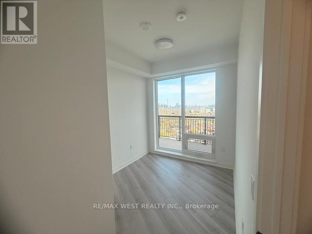 1907 - 1185 Dupont Street, Toronto, Ontario  M6H 0G5 - Photo 6 - W13064180