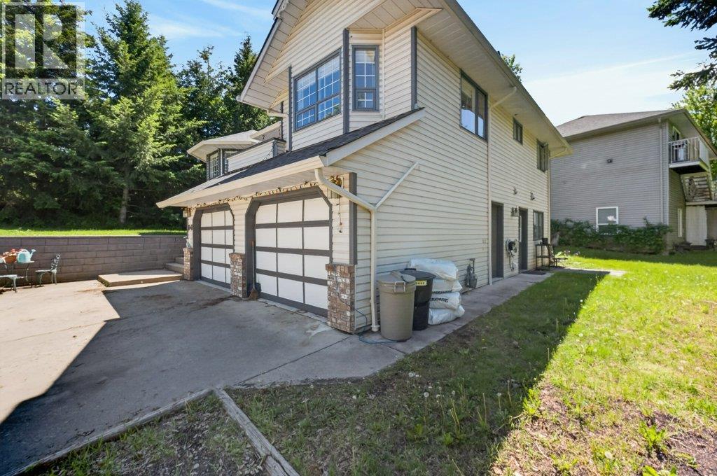 1641 17 Street SE, Salmon Arm, British Columbia  V1E 2M6 - Photo 49 - 10387986