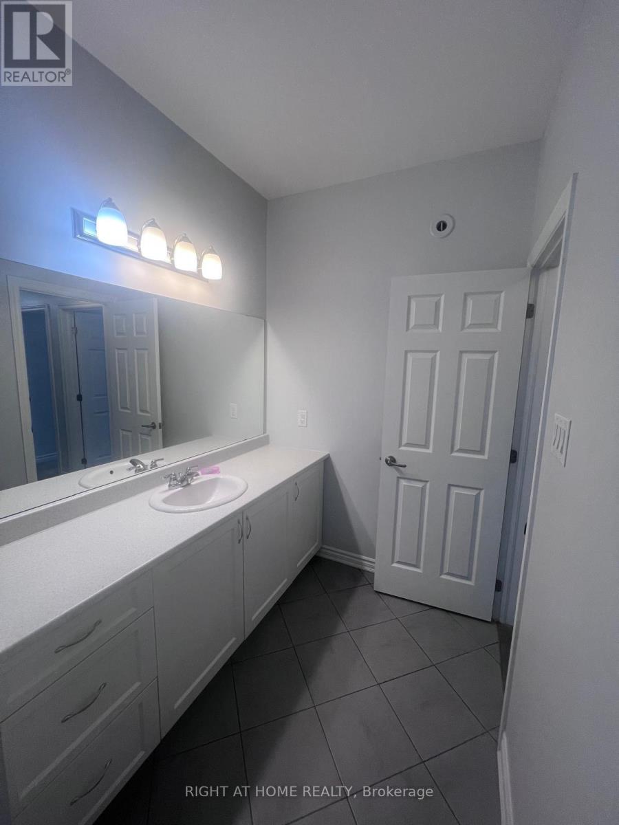 555 Takamose Pvt, Ottawa, Ontario K1K 5A5 - Photo 7 - X13128660