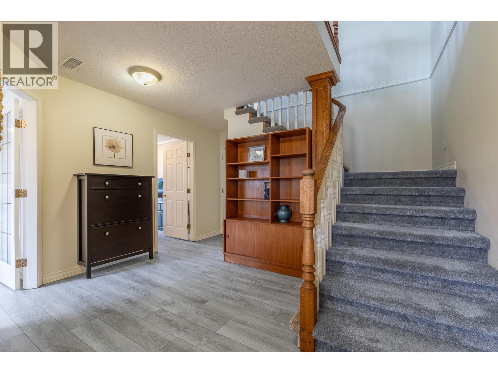 1500 Harding Street, Summerland, British Columbia  V0H 1Z9 - Photo 3 - 10388337