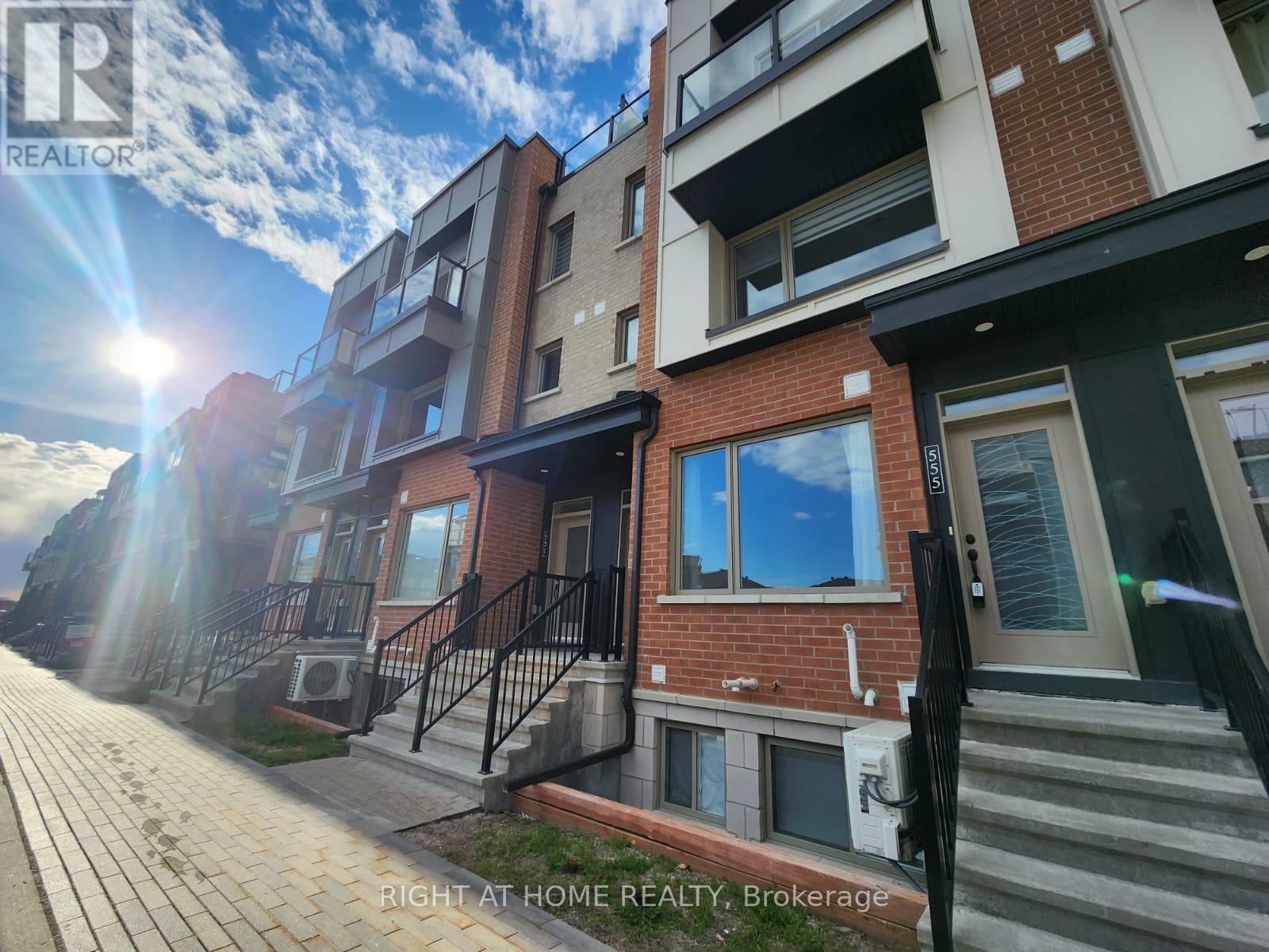 555 TAKAMOSE PVT, Ottawa, Ontario