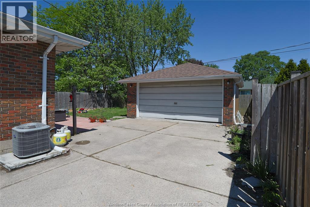 8924 Little River Road, Windsor, Ontario  N8S 2B6 - Photo 16 - 26011784