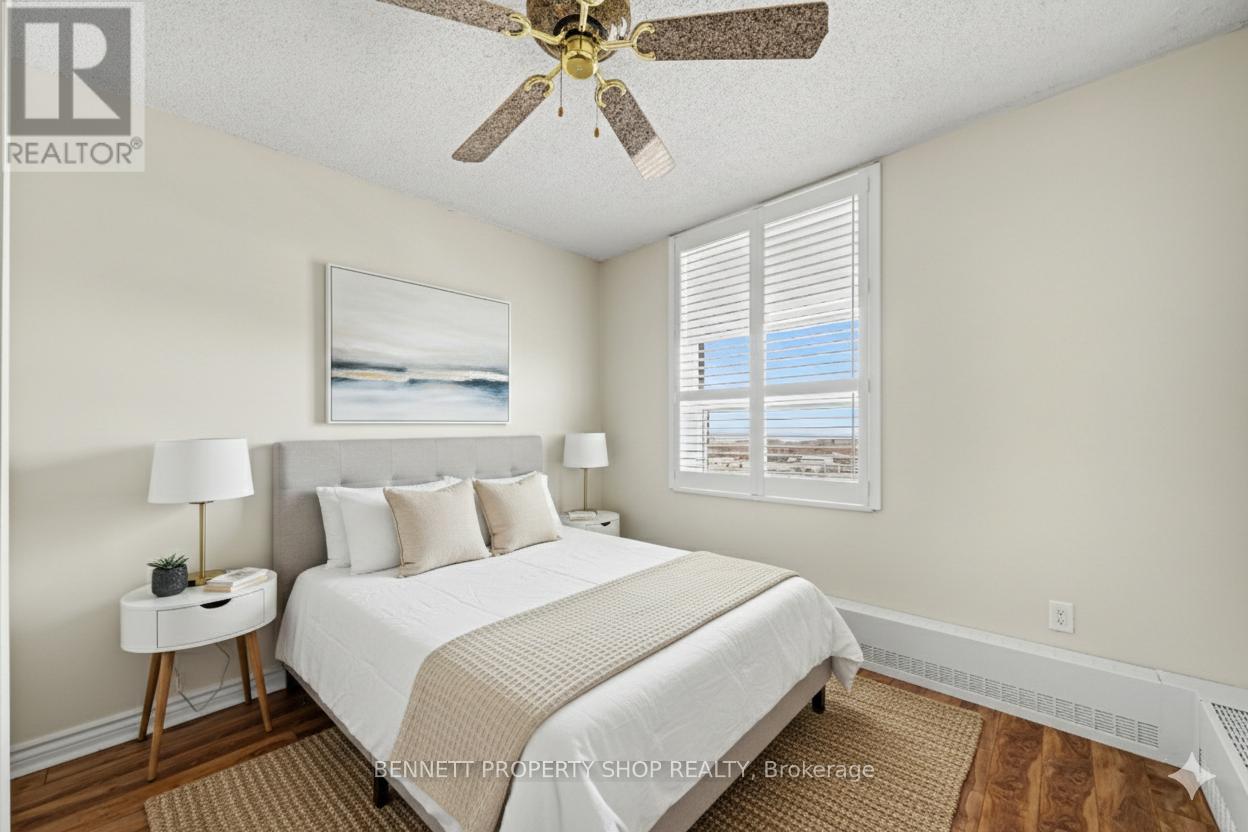 2011 - 665 Bathgate Drive, Ottawa, Ontario  K1K 3Y4 - Photo 6 - X12803660