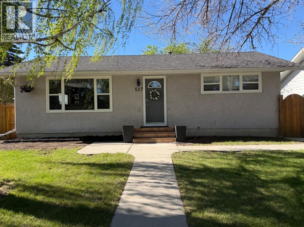 527 Athlone Road SE, Calgary, Alberta