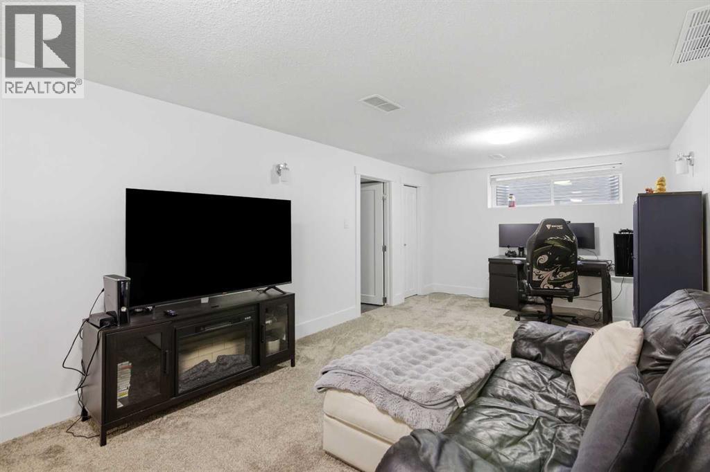 527 Athlone Road SE, Calgary, Alberta  T2H 1V8 - Photo 31 - A2292067