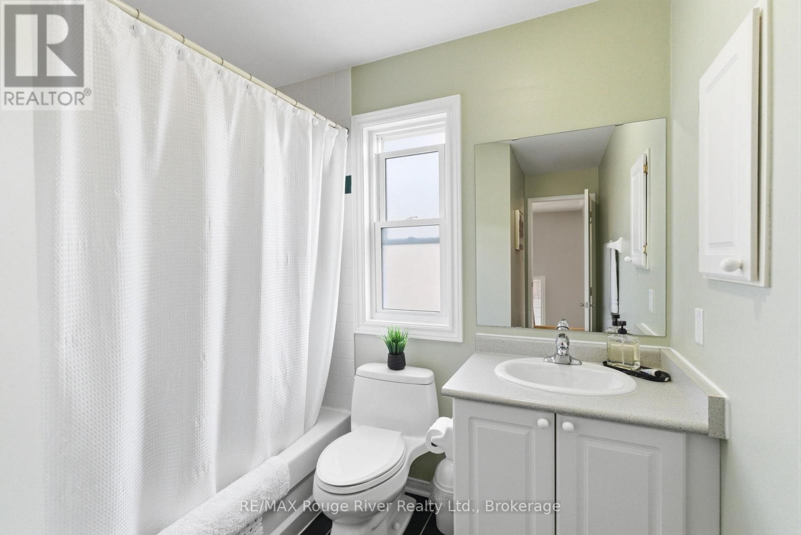 46 Wetherburn Drive, Whitby (Williamsburg), Ontario  L1P 1M7 - Photo 35 - E13157862