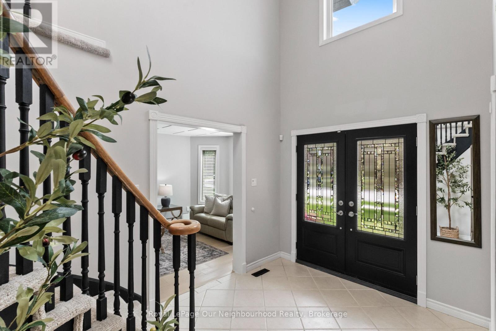 35 Forest Heights Street, Whitby (Pringle Creek), Ontario  L1R 1T5 - Photo 4 - E13157916