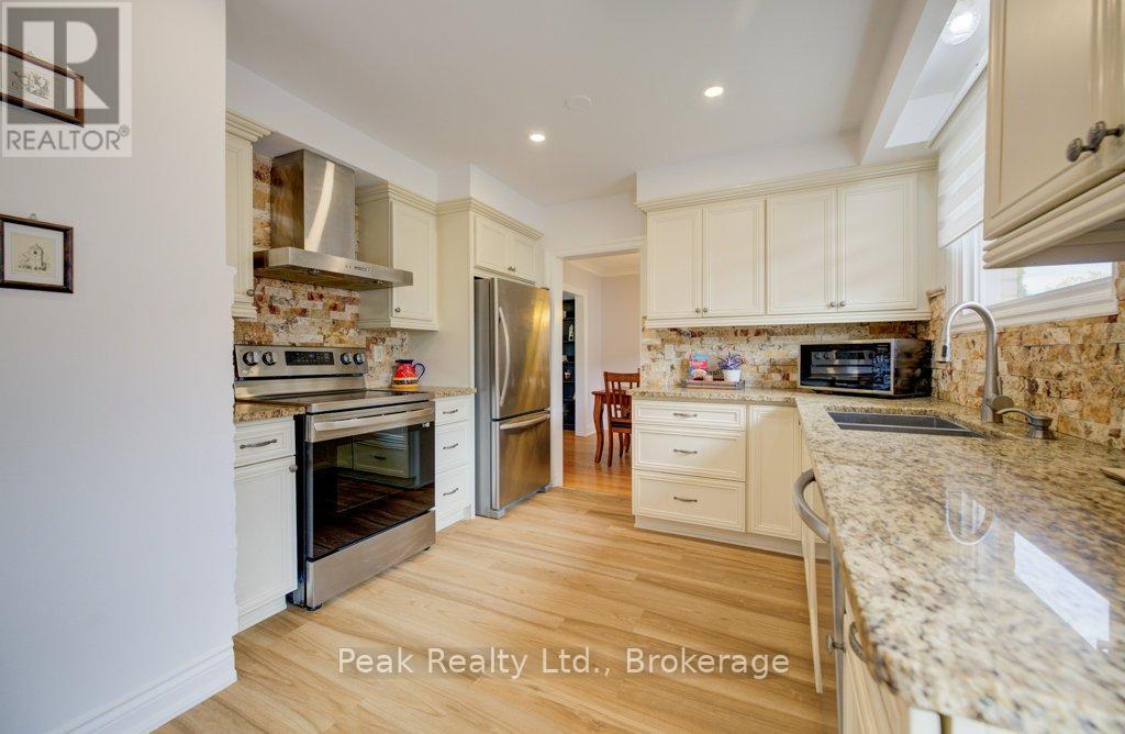 2235 Waycross Crescent, Mississauga, Ontario  L5K 1J5 - Photo 14 - W13157704