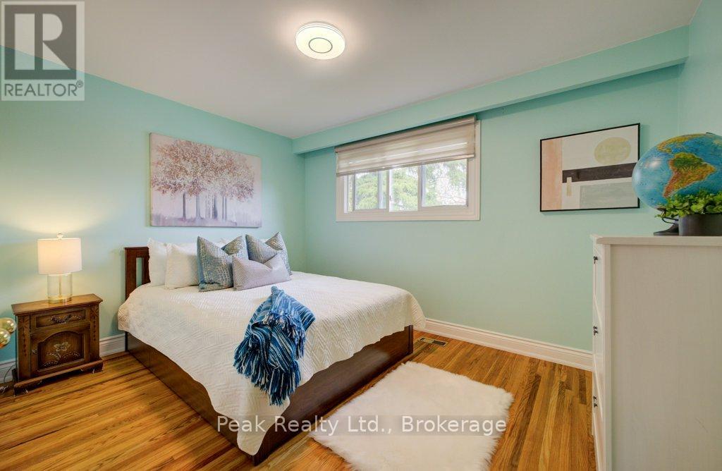 2235 Waycross Crescent, Mississauga, Ontario  L5K 1J5 - Photo 18 - W13157704