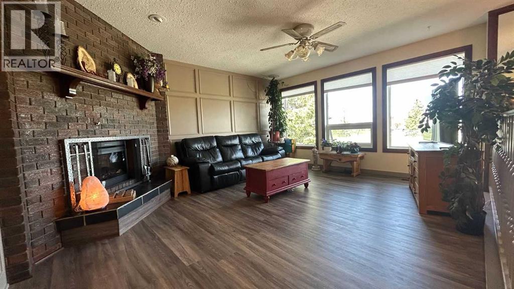 911 12 Street SE, High River, Alberta  T1V 1L2 - Photo 8 - A2313336