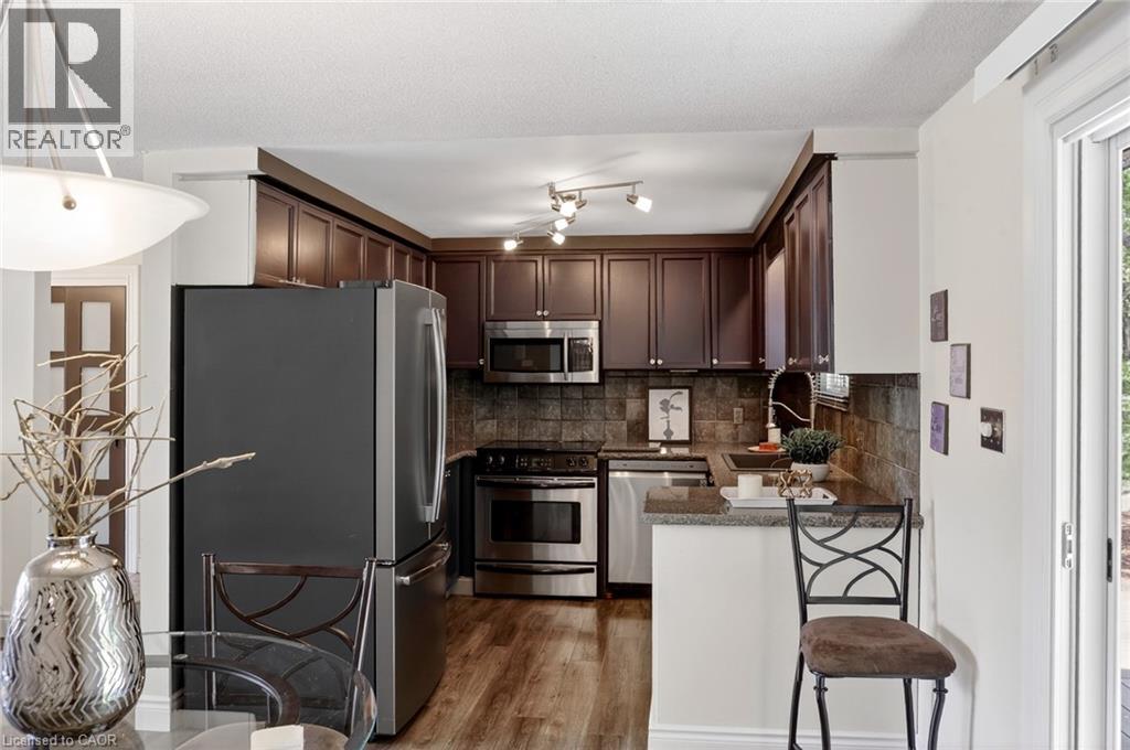 12 Fieldstone Walk, New Hamburg, Ontario  N3A 2E9 - Photo 13 - 40828405